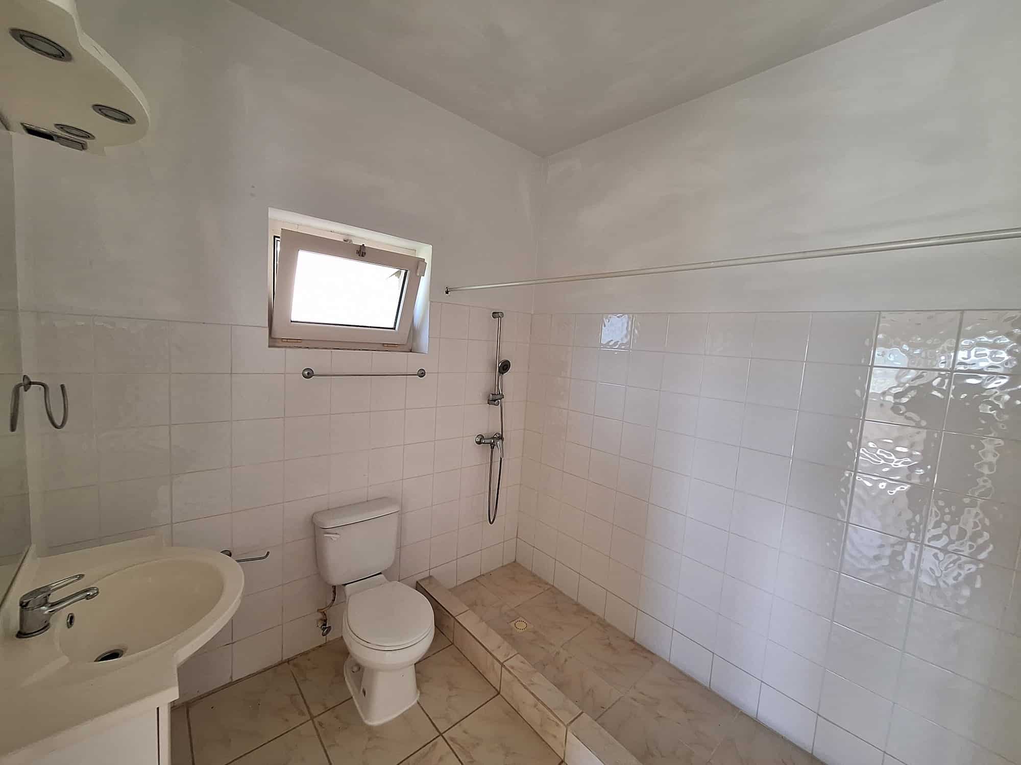 marys fancy house for sale bathroom