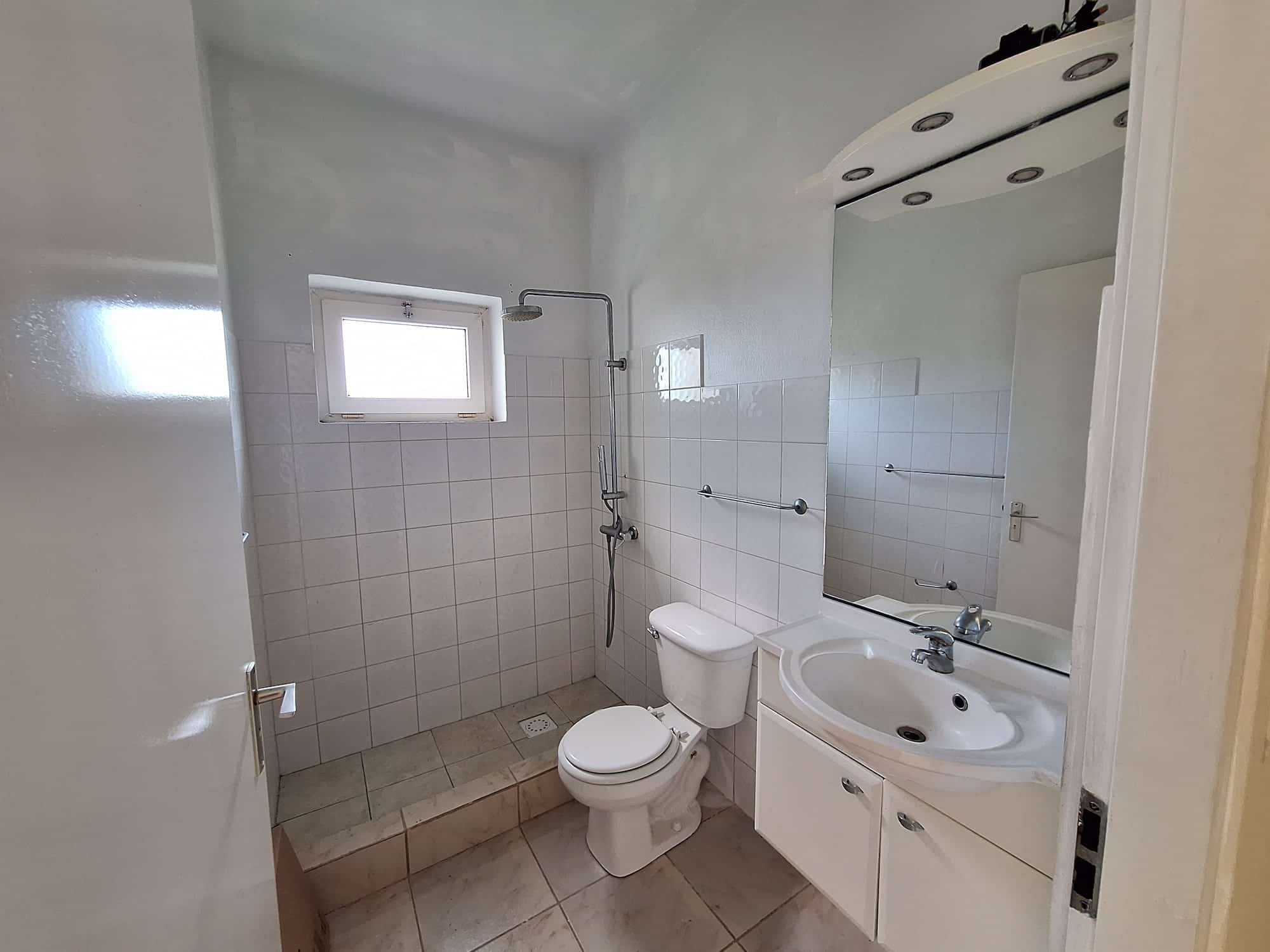 marys fancy house for sale bathroom