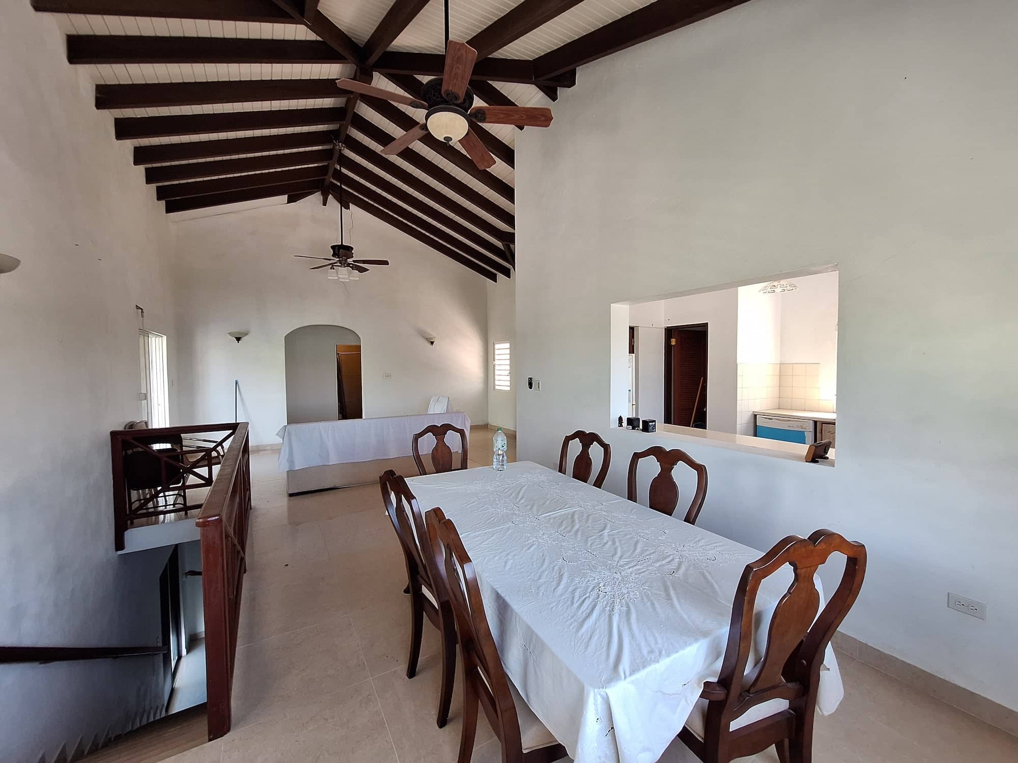 villa shangri la sint maarten dining room