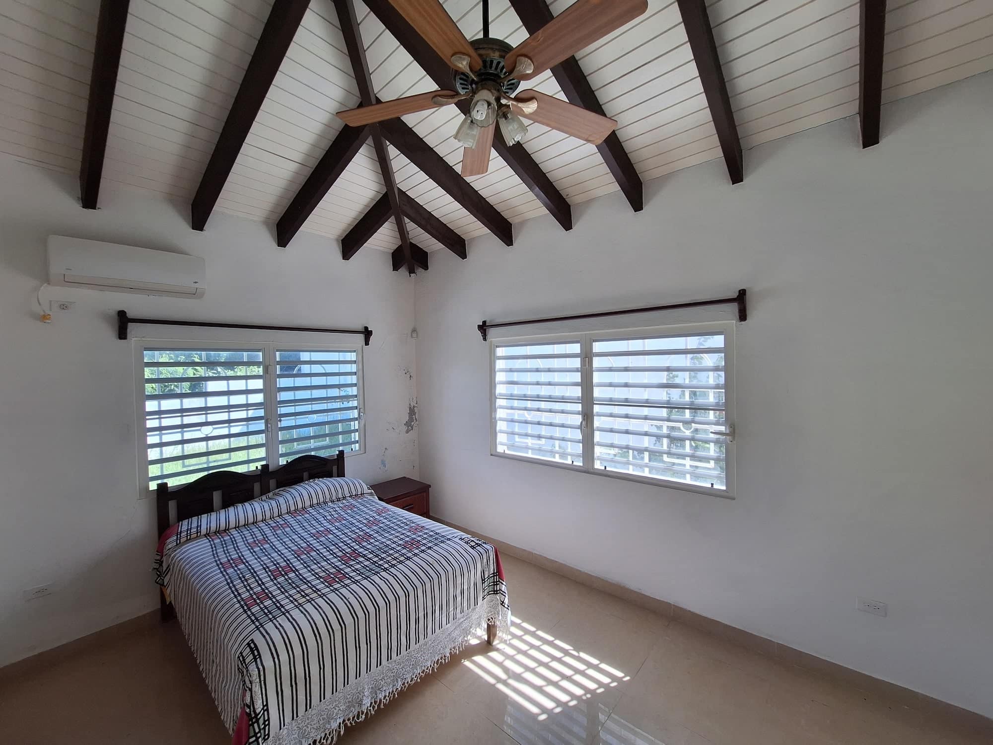 villa shangri la st maarten bedroom