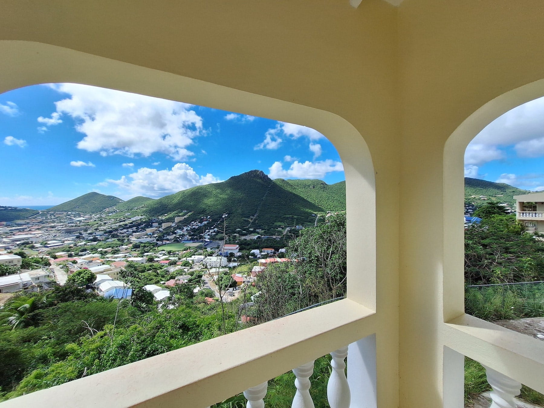 house for sale dutch cul de sac green hills view sint maarten