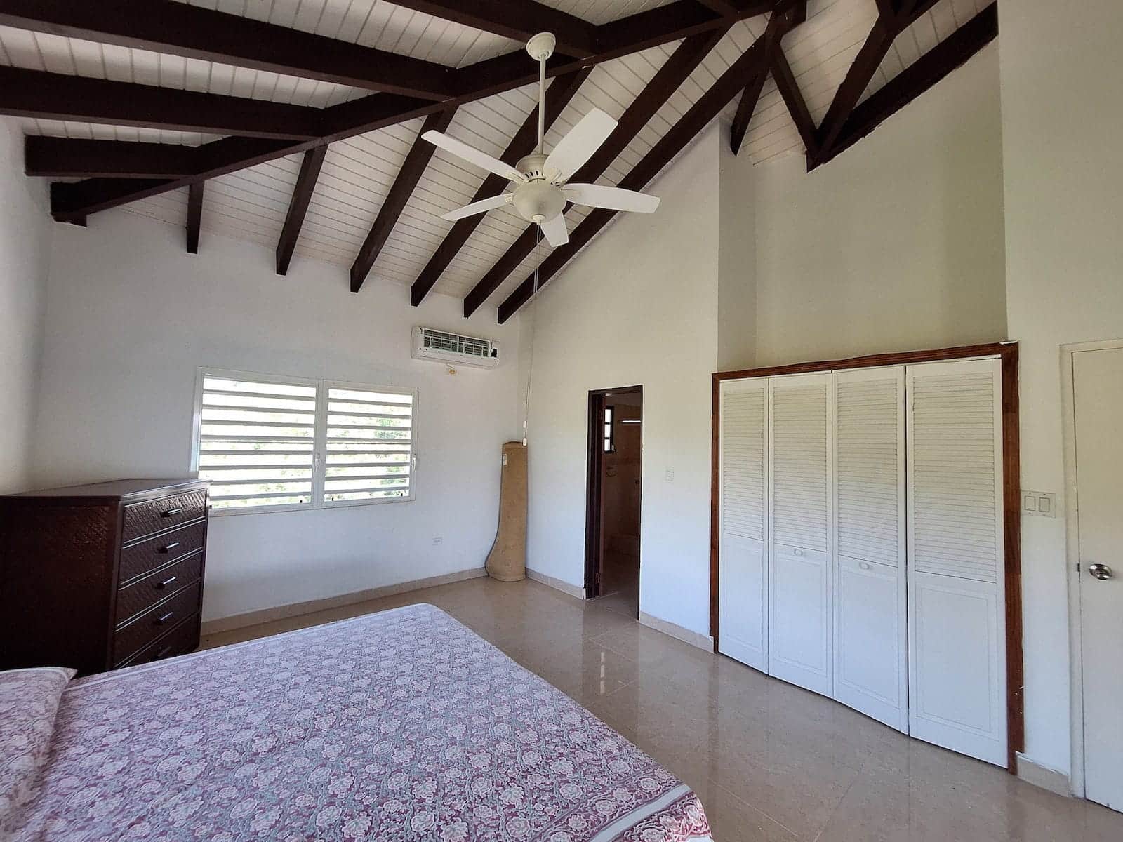 villa shangri la sint maarten bedroom