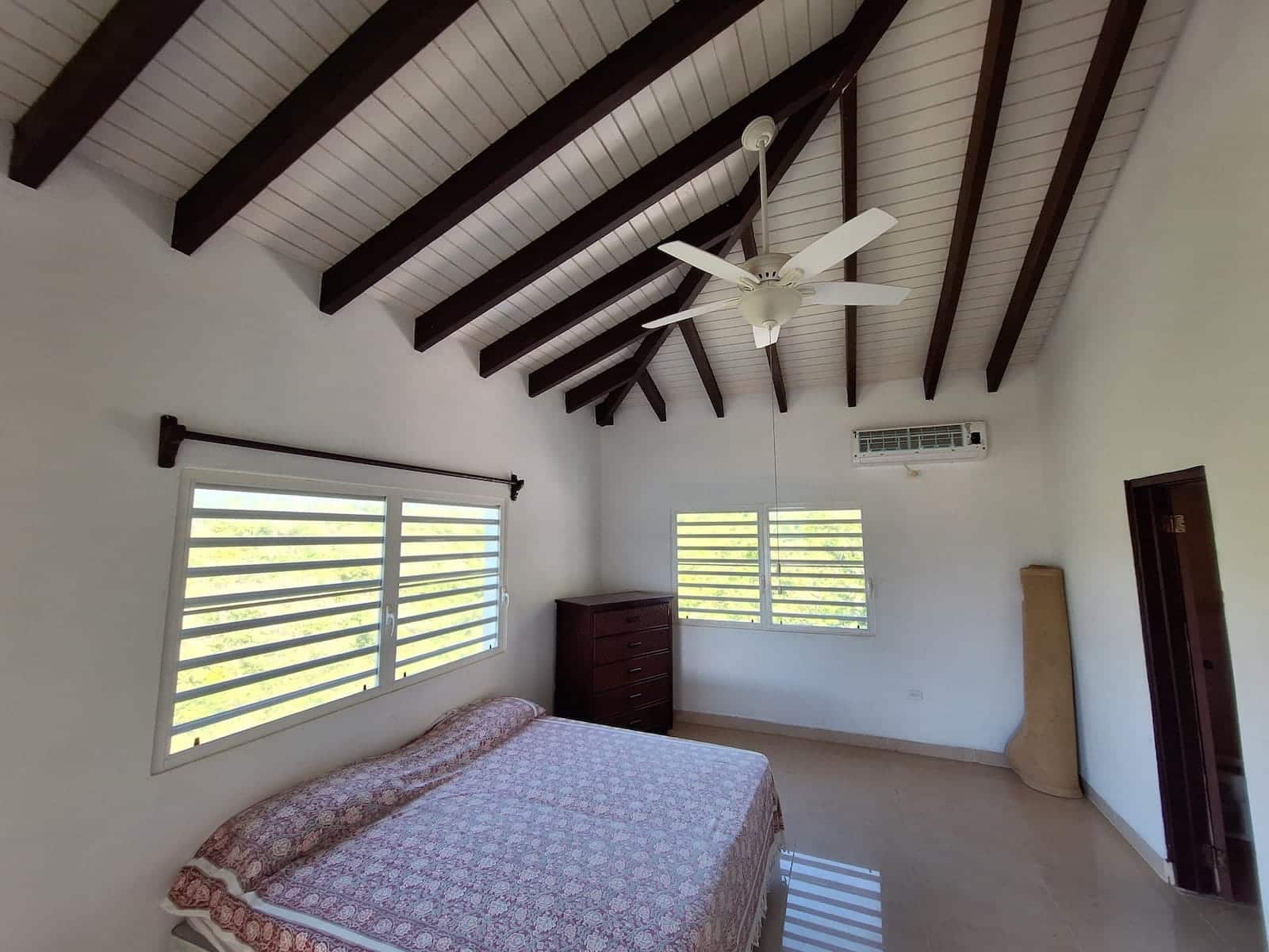 villa shangri la sint maarten bedroom