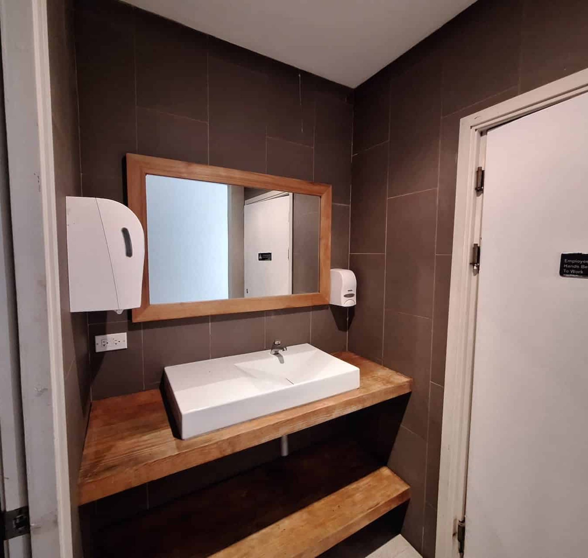 boardwalk philipsburg sxm commercial for sale bathroom