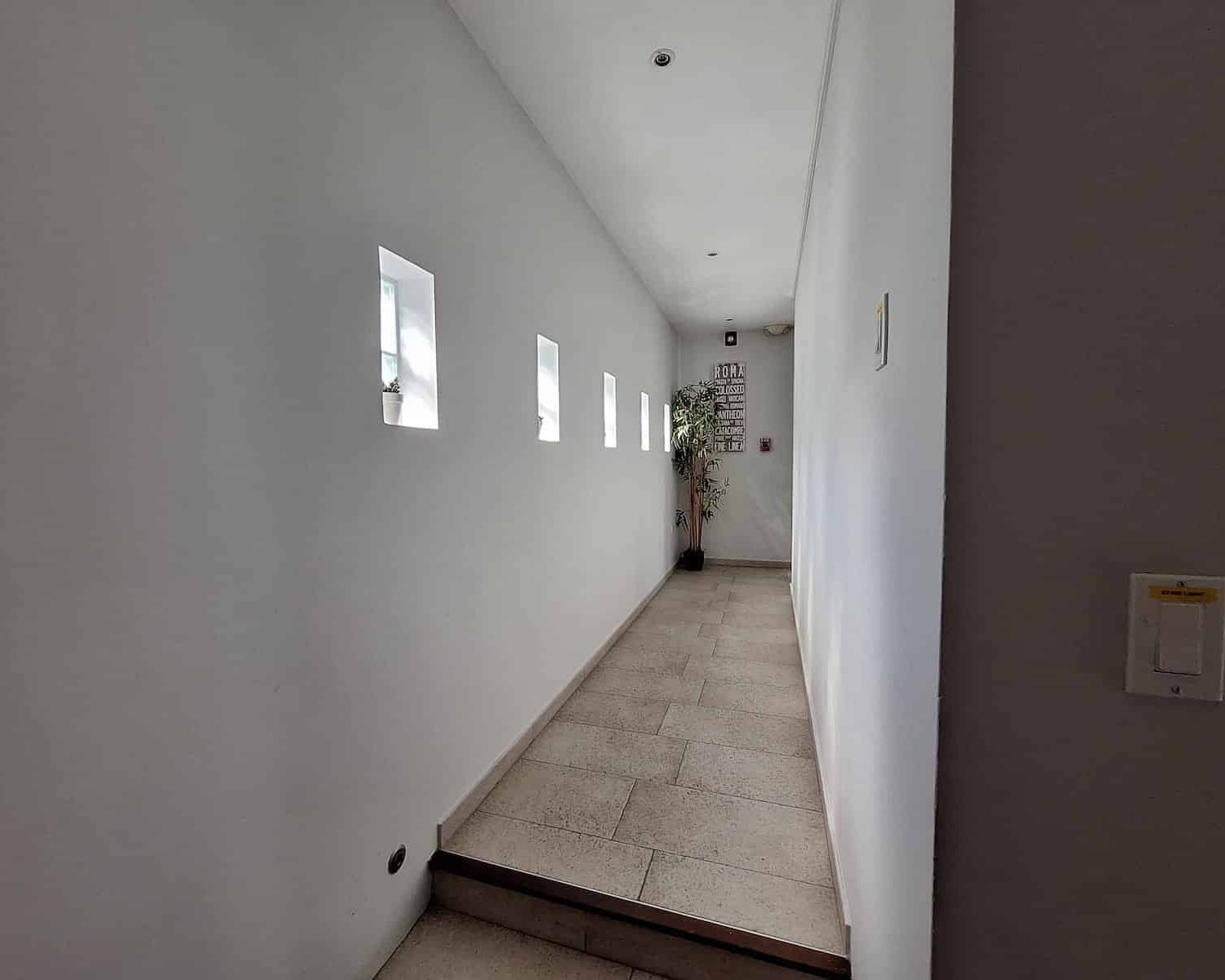 building for sale hallway philipsburg sxm