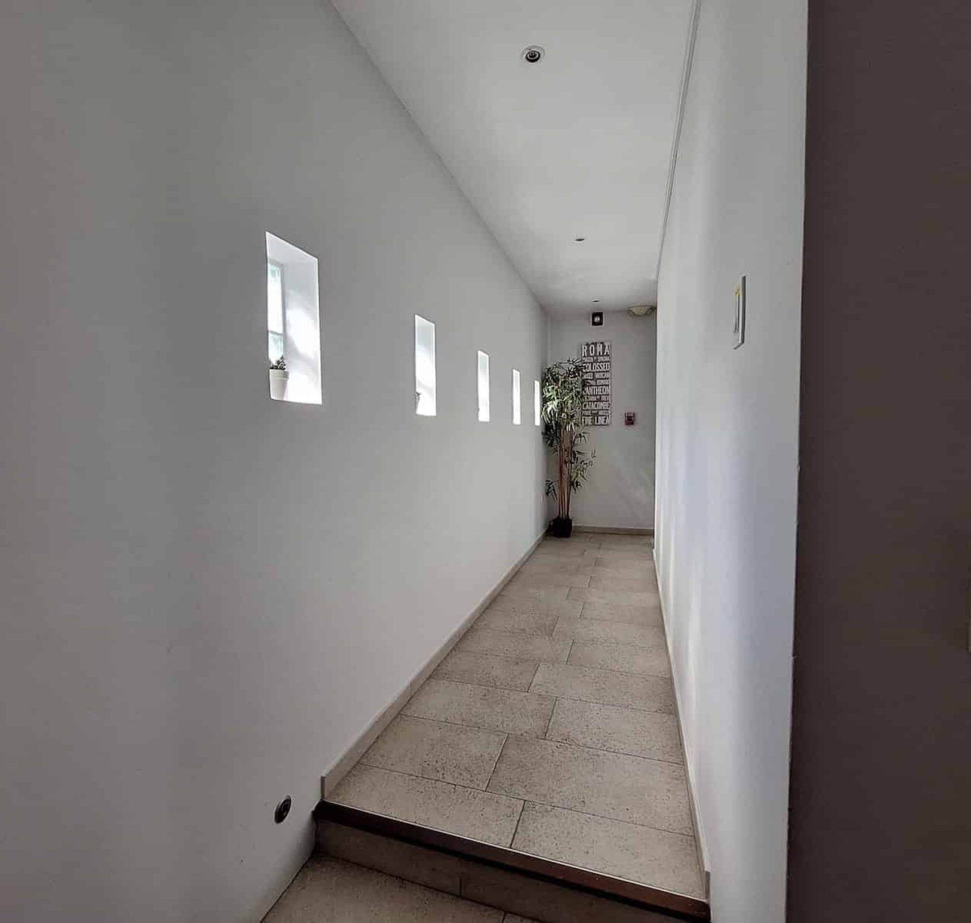 building for sale hallway philipsburg sxm