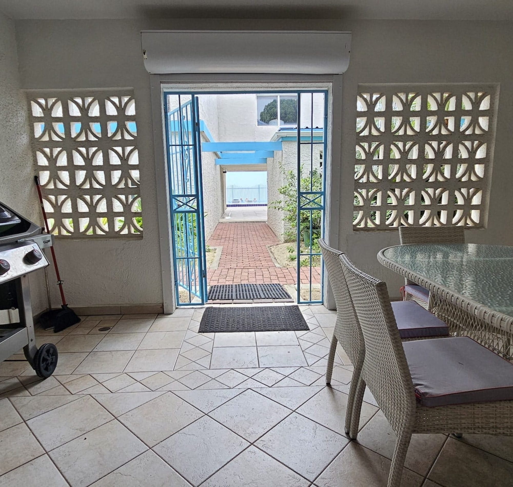 great bay villa front street sxm entrance