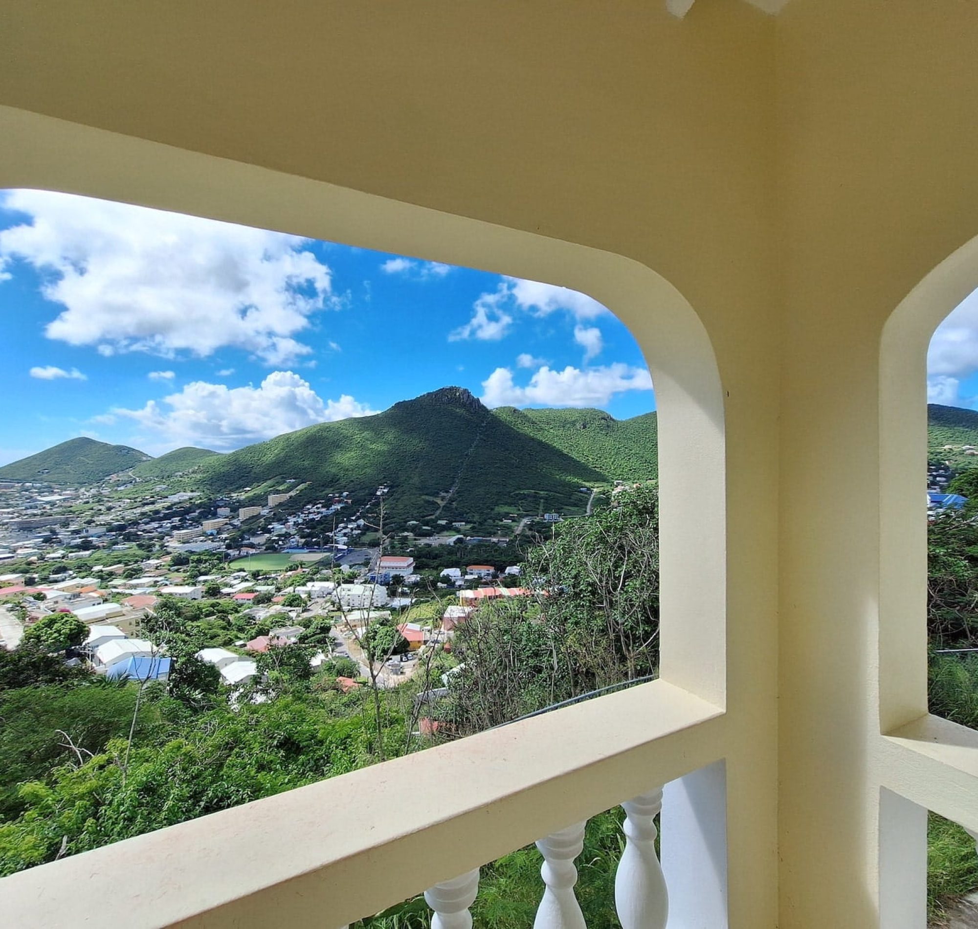 house for sale dutch cul de sac green hills view sint maarten
