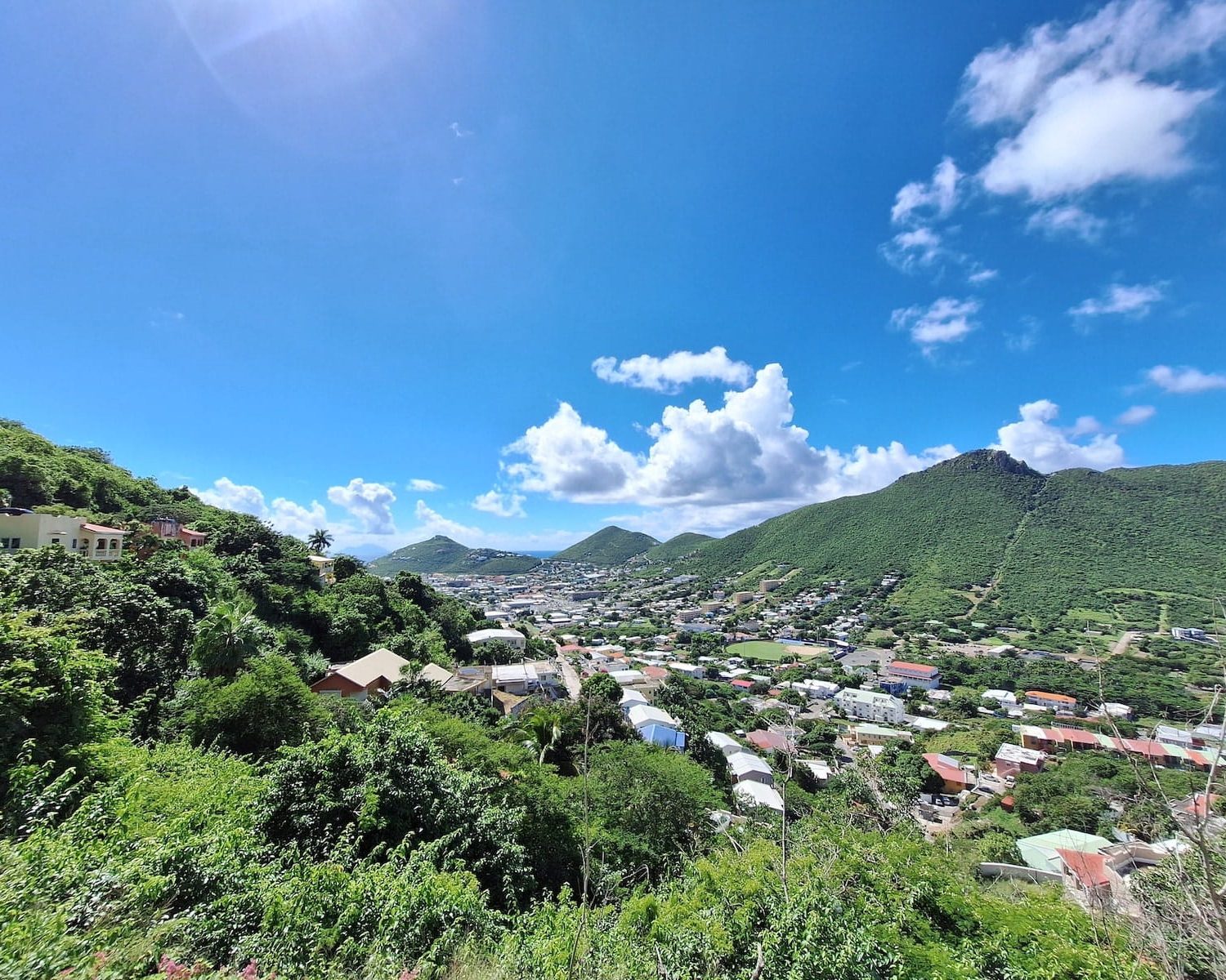 sint maarten dutch cul de sac view