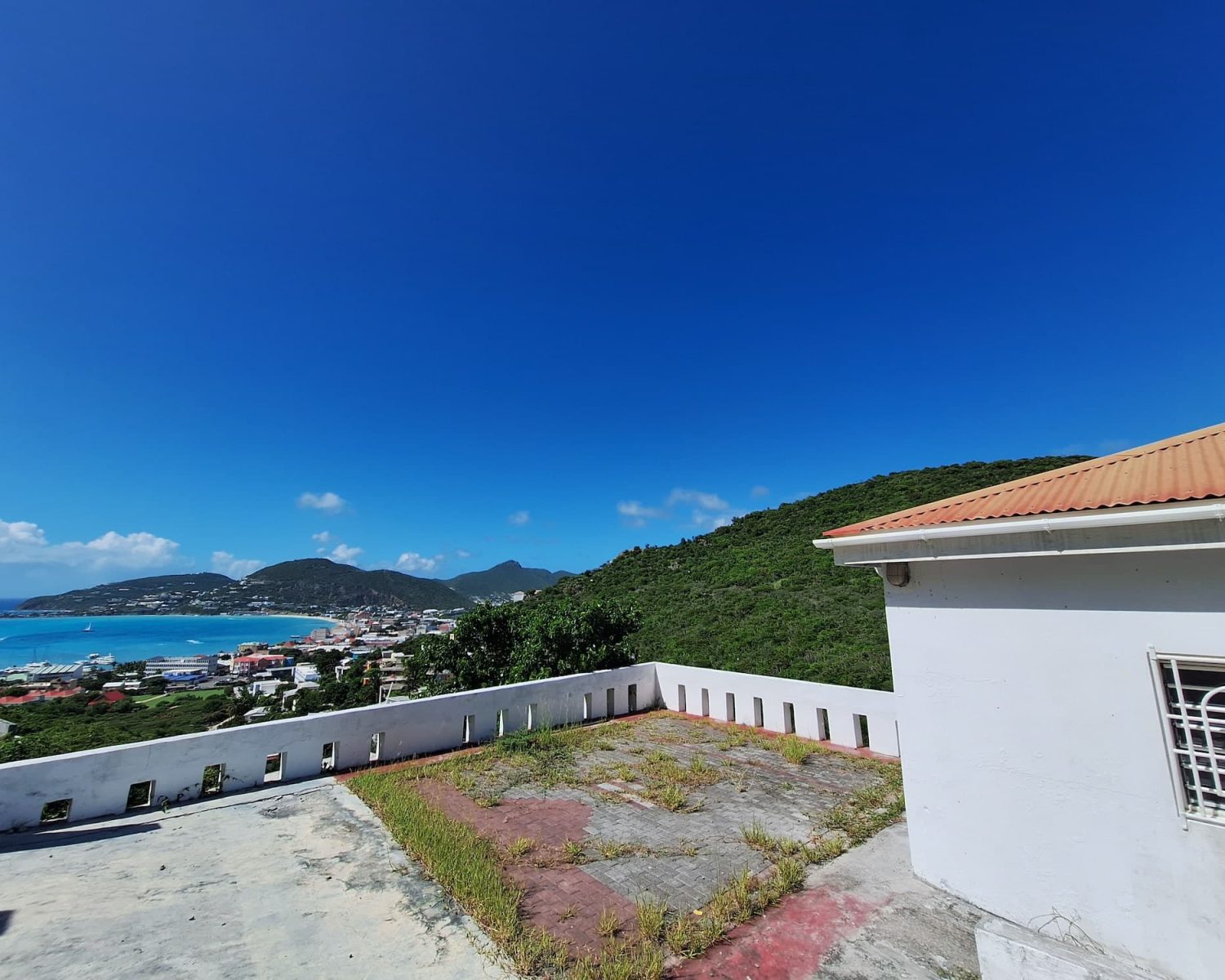 villa shangri la philipsburg sint maarten outside view
