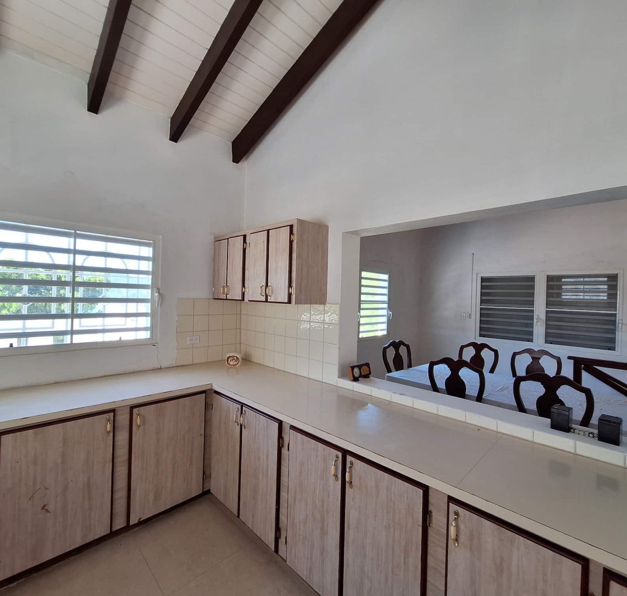 villa shangri la sint maarten kitchen