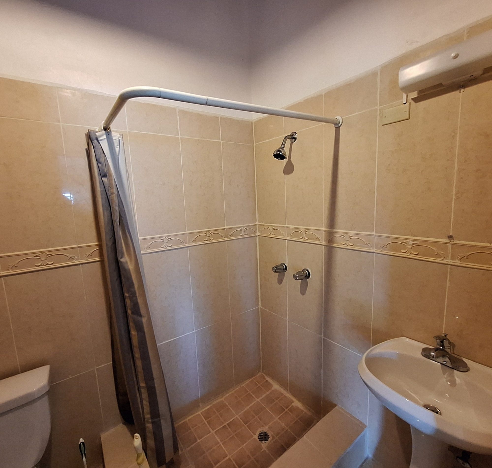 villa shangri la sint maarten bathroom