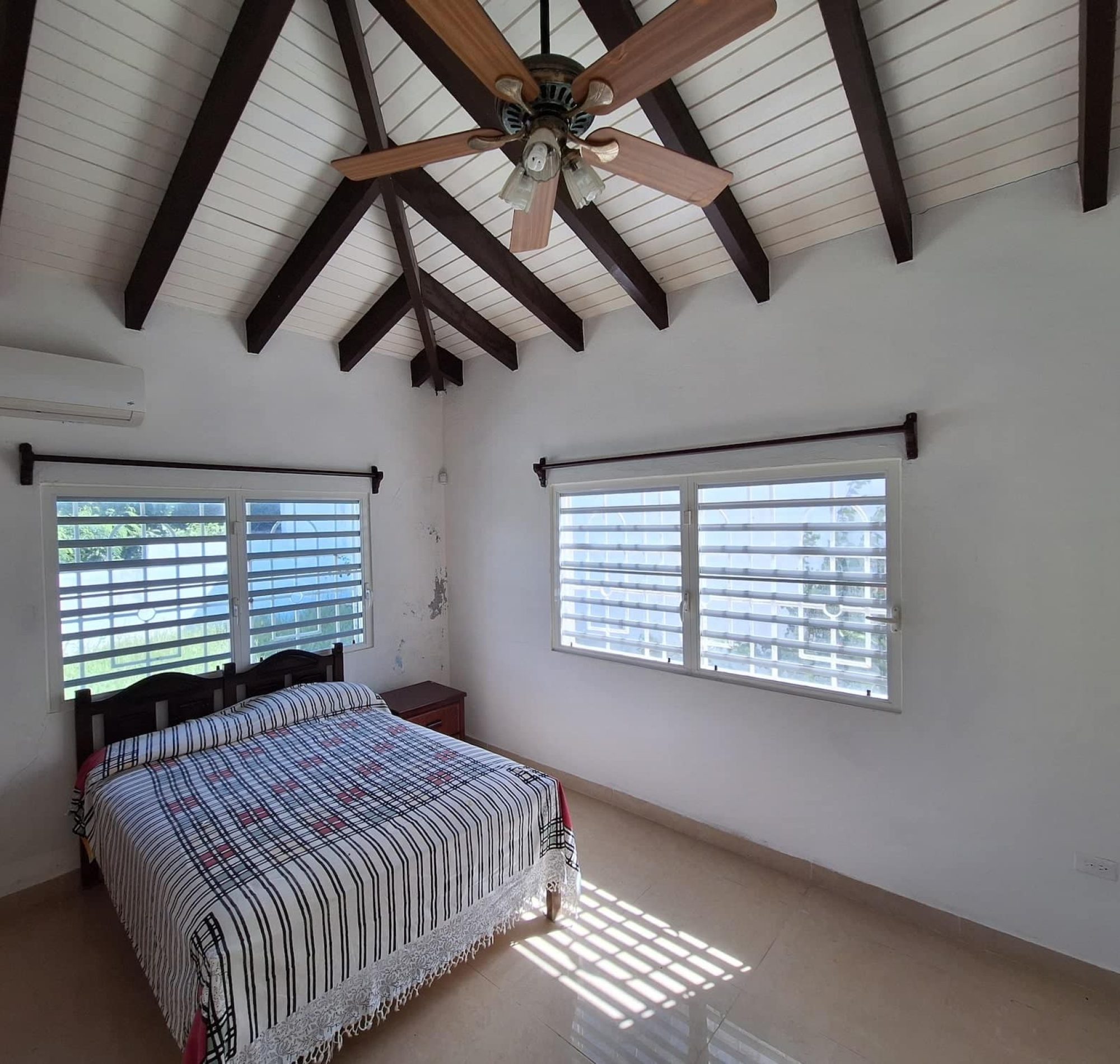villa shangri la st maarten bedroom